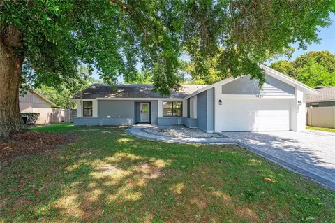 9329 Palm Tree Dr, Windermere, FL 34786 photo 1