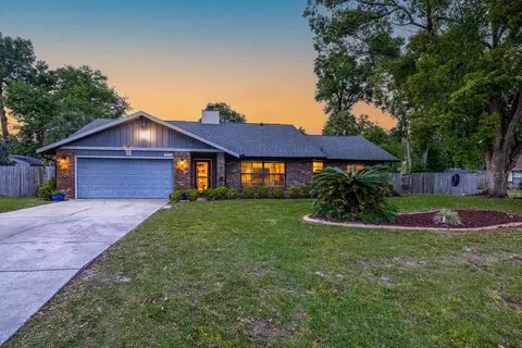 717 Briarcrest Dr, Orange City, FL 32763