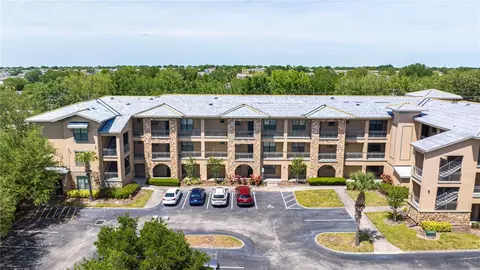 902 Charo Pkwy #614, Davenport, FL 33897