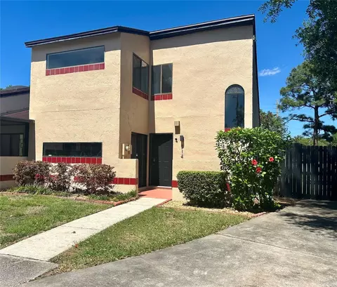 714 Golden Sunshine Cir, Orlando, FL 32807