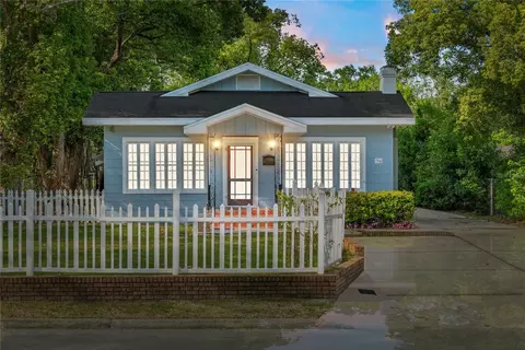 135 Young Pl, Lakeland, FL 33803