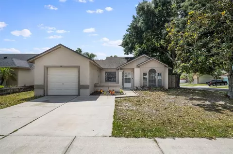 1015 Gwyn Cir, Oviedo, FL 32765