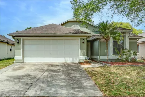 1055 Manigan Ave, Oviedo, FL 32765
