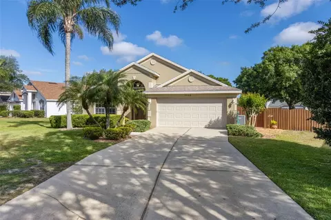 5566 Canteen Ct, Oviedo, FL 32765