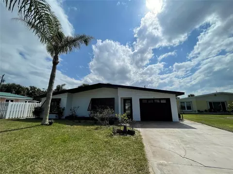 30 Camellia Dr, Ormond Beach, FL 32176