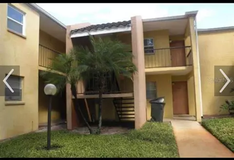 2880 Somerset Park Dr #102, Tampa, FL 33613