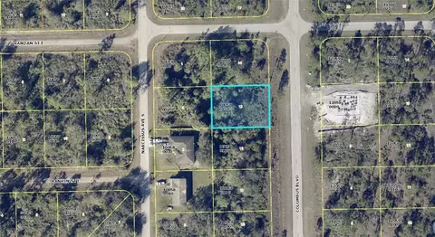 216 Columbus Ave, Lehigh Acres, FL 33936