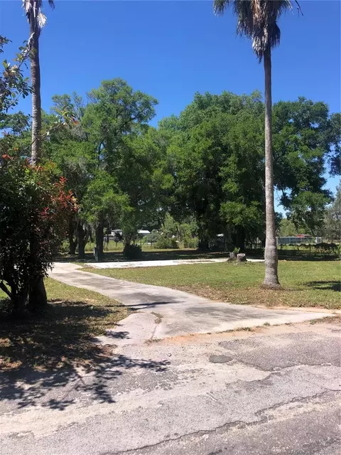 16760 SE 251st Ter, Umatilla, FL 32784