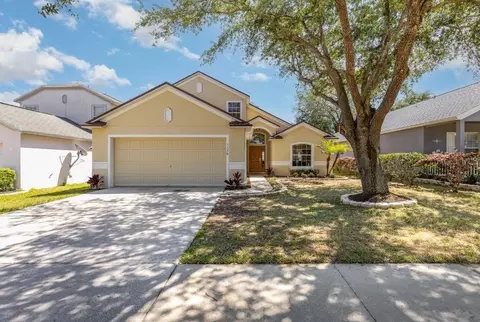 1136 Bluegrass Dr, Groveland, FL 34736