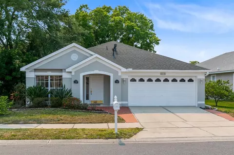 3570 Clear Stream Dr, Orlando, FL 32822