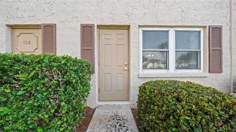 9950 62nd Ter N #107, Saint Petersburg, FL 33708
