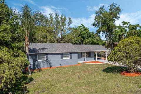 855 Vincent Dr, Mount Dora, FL 32757