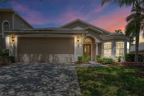 922 Henley Cir, Davenport, FL 33896