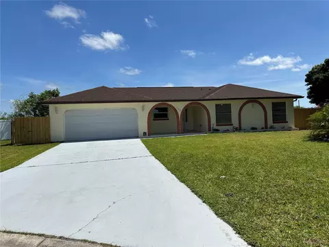 125 Floral Ct Kissimmee, Kissimmee, FL 34743