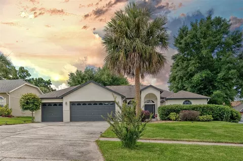 12644 Pine Arbor Dr, Clermont, FL 34711