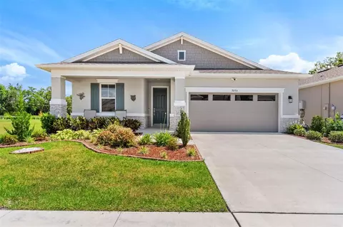 5058 Meadow Song Dr, Okahumpka, FL 34762
