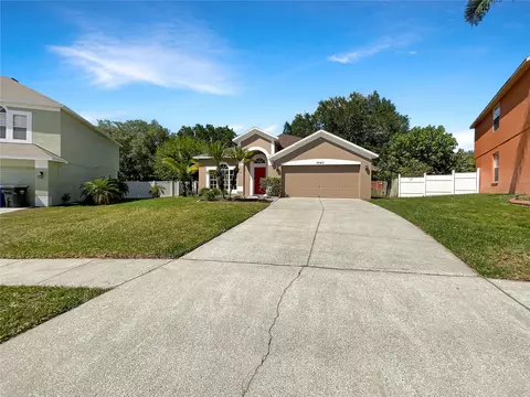 1043 Grand Canyon Dr, Valrico, FL 33594
