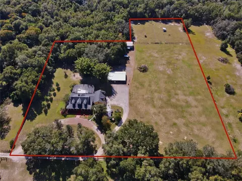 679 Green Turtle Ct, Geneva, FL 32732