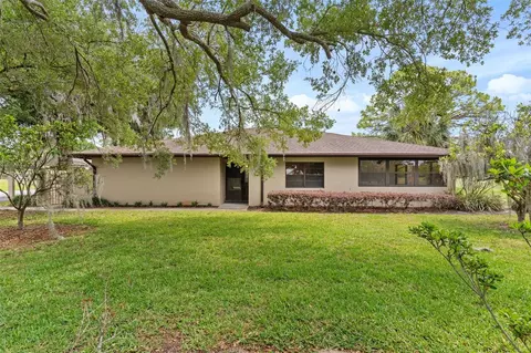2288 Firestone Pl, Winter Haven, FL 33884