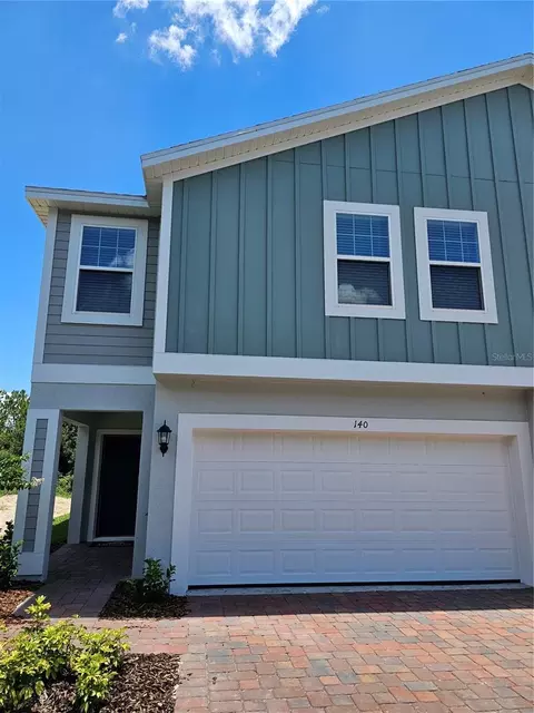 140 Glass Onion Dr, Groveland, FL 34737