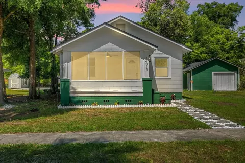 14015 12th St, Dade City, FL 33525