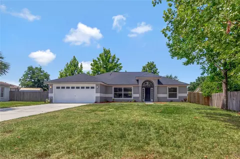358 Country Lakes Cir, Groveland, FL 34736