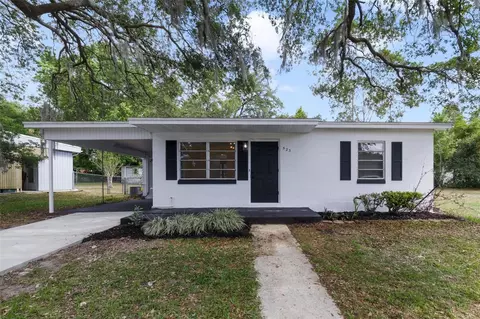 523 N Floyd Cir, Deltona, FL 32725