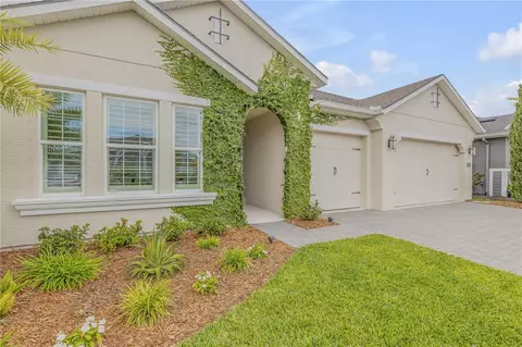 6264 W Fallsgrove Ln, Port Orange, FL 32128