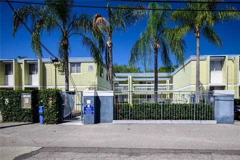 1301 S Howard Ave #C21, Tampa, FL 33606