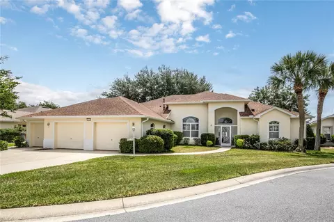 21512 Castle View Ct, Leesburg, FL 34748