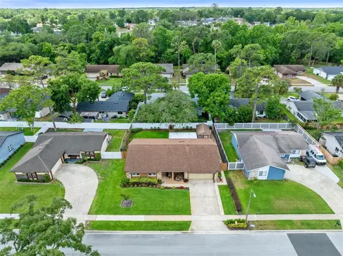 884 Breakwater Dr, Altamonte Springs, FL 32714