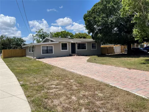2006 Pineway Dr, Orlando, FL 32839