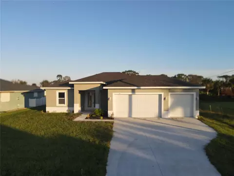 70 Par View Rd, Rotonda West, FL 33947