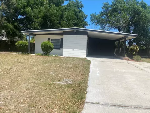 1303 Stately Oaks Dr NW, Winter Haven, FL 33881