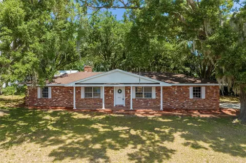 2272 Lake Breeze Dr, Haines City, FL 33844
