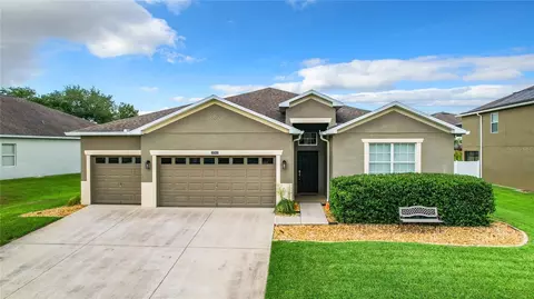 5263 Royce Dr, Mount Dora, FL 32757