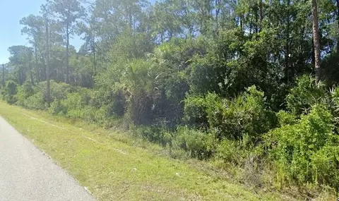 Lamarque Avenue, North Port, FL 34286