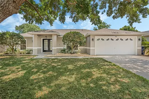 212 Country Lakes Cir, Groveland, FL 34736