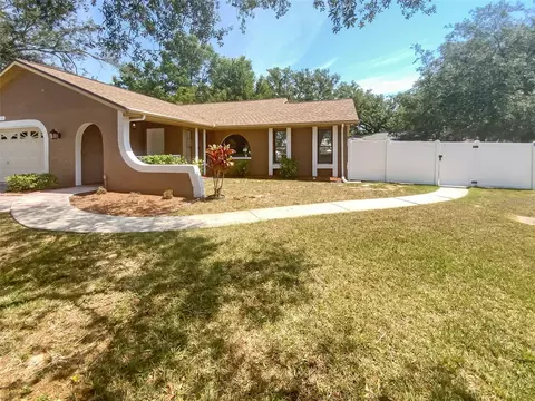 8161 Omaha Cir, Spring Hill, FL 34606