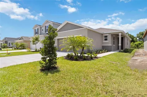 9128 Sandy Bluffs Cir, Parrish, FL 34219