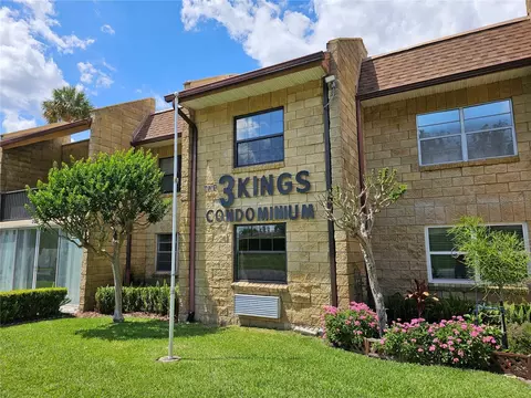 2843 NE 3rd St #211, Ocala, FL 34470