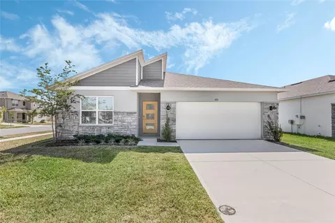 395 Tanis Ave, Saint Cloud, FL 34771