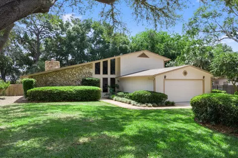 136 Countryside Dr, Longwood, FL 32779