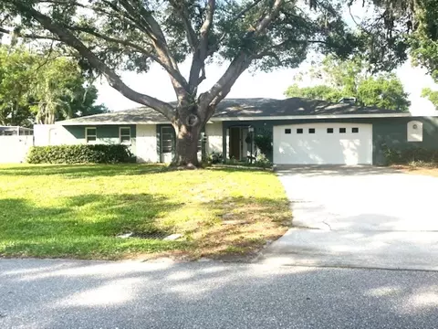 1908 Rolling Green Cir, Sarasota, FL 34240