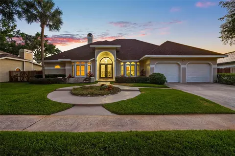 608 N Longview Pl, Longwood, FL 32779