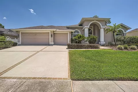 443 W Palm Valley Dr, Oviedo, FL 32765