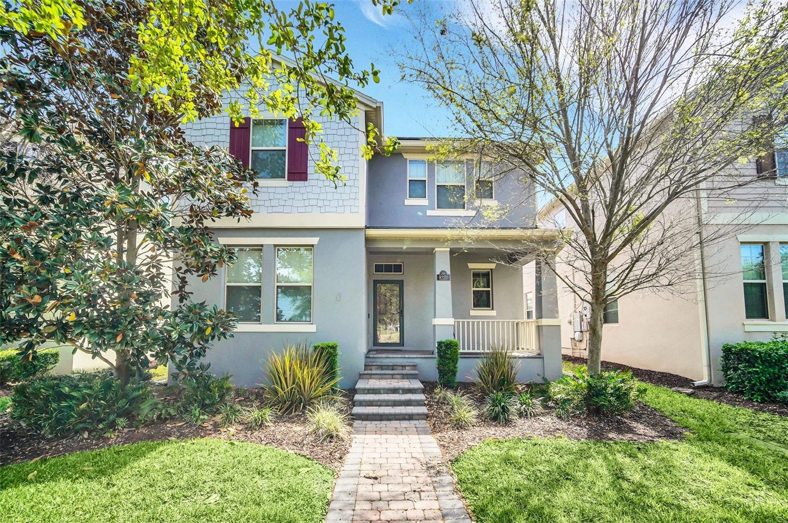 8233 Lakeview Xing Dr  