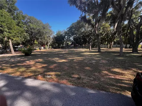 1352 Pine St, Apopka, FL 32703