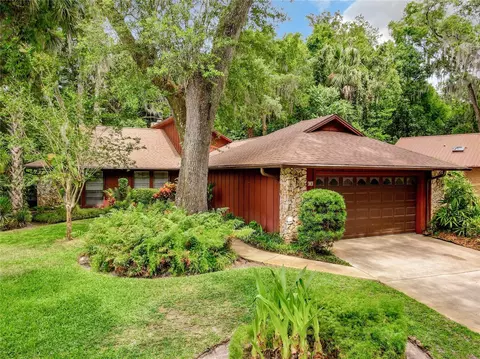 22 Willowwood Trl, Deland, FL 32724