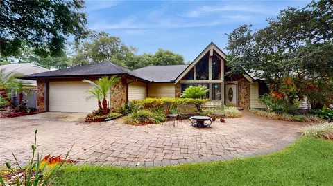 1829 Hidden Pine Ln, Apopka, FL 32712